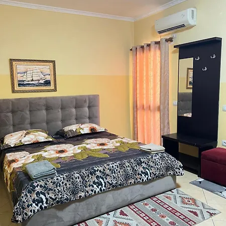 Bora -durres * Durrës