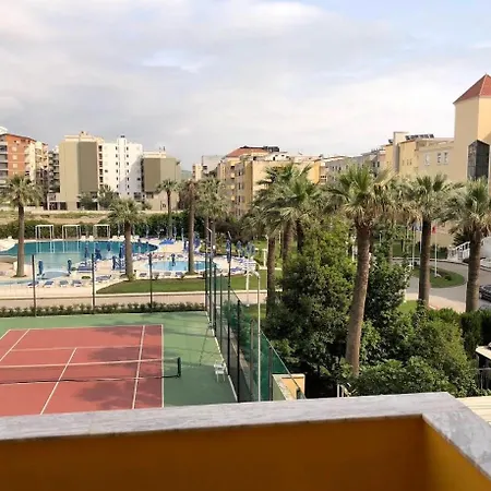 Отель Bora -durres *